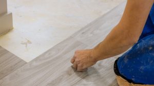 Βινυλικά δάπεδα colore colori Αφαίρεση μεμονωμένων πλακιδίων ή λωρίδων